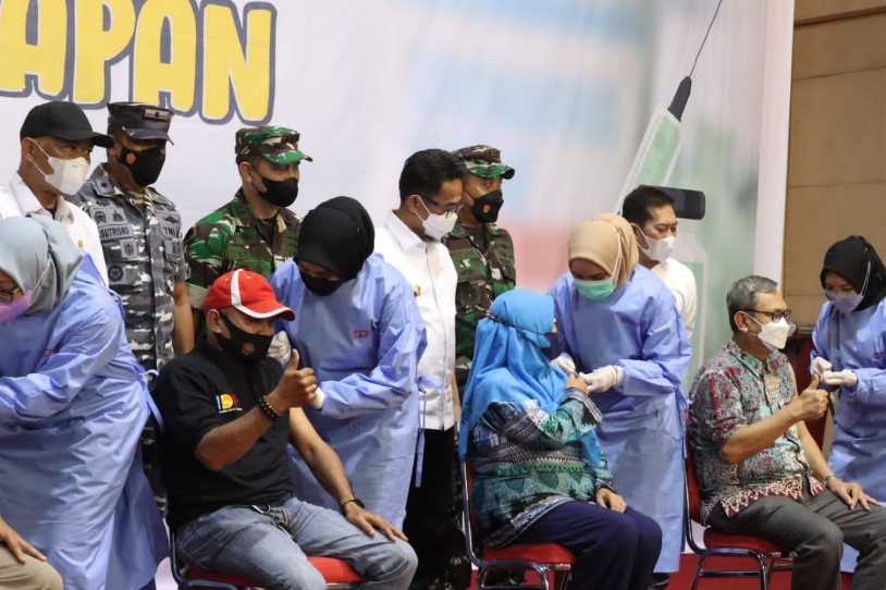 foto Dinkes Balikpapan Laksanakan Kick Off Vaksinasi Booster