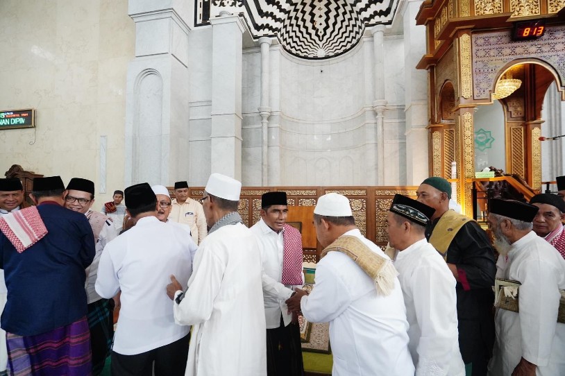 foto Sekda Laksanakan Salat Iduladha di BIC, Ajak Maknai Kurban sebagai Solidaritas Sosial
