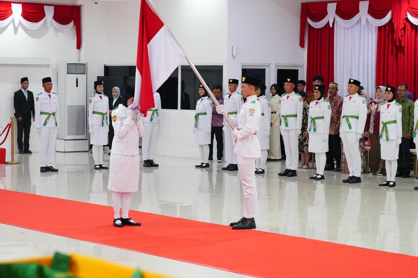 Kota Balikpapan Kukuhkan 39 Anggota Paskibraka: Siap Kibarkan Merah Putih di HUT ke-80 RI