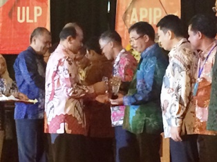 Balikpapan Raih Penghargaan National Procurement Awards 2014